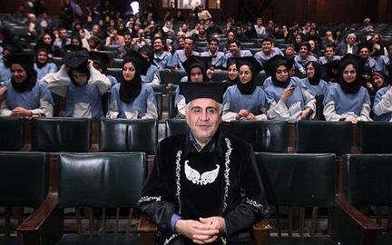 در این جزوه‌ها از فرهاد رهبر به عنوان مشایی دوم نام برده شده است.