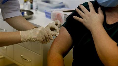 بیش از یک هفته است که واکسیناسیون کرونا در برخی کشورها آغاز شده و سایر کشورها نیز برای تهیه واکسن اقدامات مشخصی را تدارک دیده‌اند.