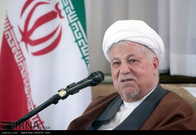 Hardliners Attack Rafsanjani After he Allegedly Calls for Downsizing of Iran’s Military