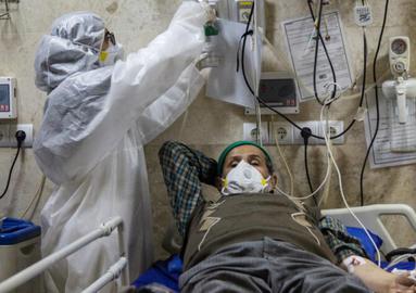 شانس ابتلا به ویروس کرونا در ایران چه‌قدر است؟ فاصله کم قم با رکورد ووهان