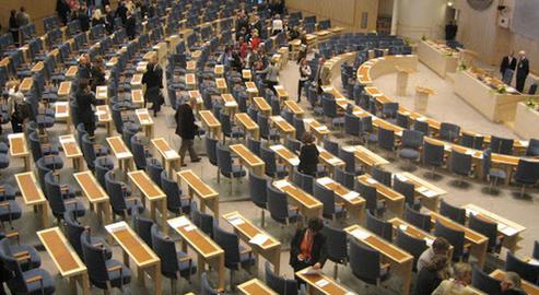 یازده نماینده پارلمان سوئد، دادخواست فوری آزادی معترضان زندانی در ایران را امضا کردند.