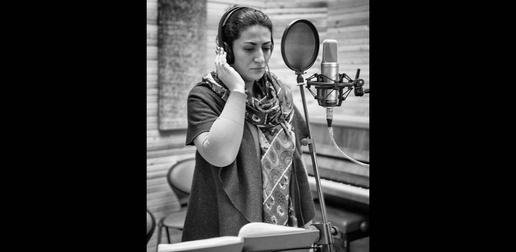 In an effort to stop her from singing, the Ministry of Intelligence alleged that Olduz Pouri had connections with political groups abroad