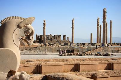 Nationalists harbor an obsession with the ruins of Persepolis, but do not acknowledge the architectural influence of other civilizations