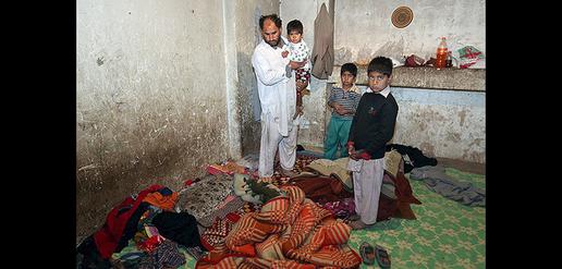 Police Raid Homes of Migrants in Isfahan