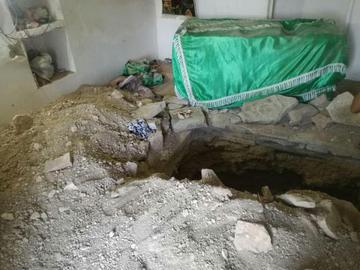 تخریب مقبره امامزاده‌ای در جهرم برای کشف گنج