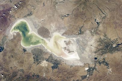 همکاری پژوهشگران آمریکایی با ایران در تلاش برای نجات دریاچه ارومیه