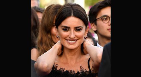 Penelope Cruz, who stars in Farhadi's Everybody Knows, praised the Iranian director