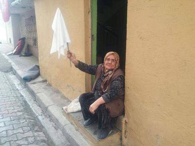 چهارشنبه های سفید و دختران خیابان انقلاب در ترکیه