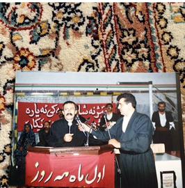 محمود صالحی و سیدجلال حسینی در مراسم روز جهانی کارگر در سال ٨٠