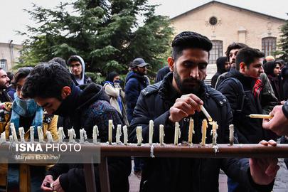 Residents and students of Tabriz gathered to mourn the dead