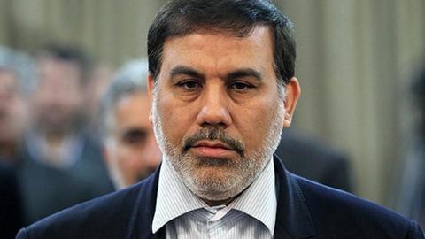 اصغر جهانگیر، رییس سازمان زندان‌های ایران روز ۱۹ اسفند ماه اعلام کرد برای جلوگیری از شیوع کرونا ۷۰ هزار زندانی تا آن تاریخ به مرخصی رفته‌اند.