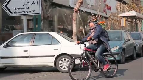 A Female Journalist’s Diaries of Riding a Bicycle in Tehran