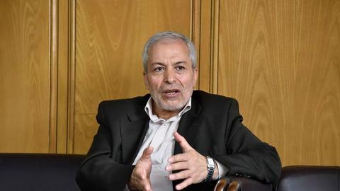 Air pollution and coronavirus “have taken aim” at people’s lungs, said Mahmoud Mir-Lohi, a member of Tehran City Council
