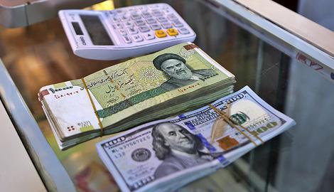 On September 23, a US dollar was traded for about 28,000 tomans in the Tehran market