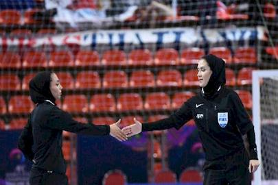 Gelareh Nazemi and Zari Fathi were invited to referee the European Women’s Futsal Championship, including the semi-final between Spain and Russia