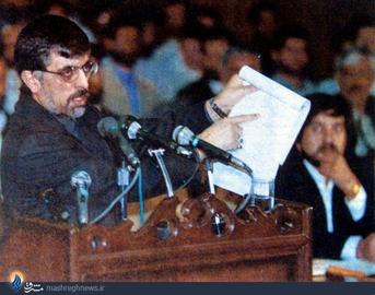 یکی از جنجالی‌ترین پرونده‌هایی که رئیسی در زمان ریاست بر این سازمان تشکیل داد، مربوط به عملکرد «غلامحسین کرباسچی»، شهردار وقت تهران بود که منجر به دادگاهی و زندانی شدن وی شد