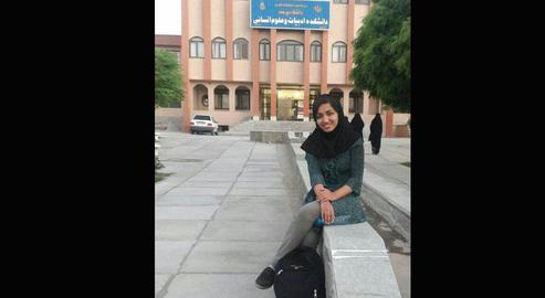 دادگستری سنندج می‌خواست نخستین جلسه دادگاه «زهرا محمدی»، فعال فرهنگی و معلم زبان و ادبیات کُردی را بدون اطلاع خانواده و وکلای او برگزار کند.