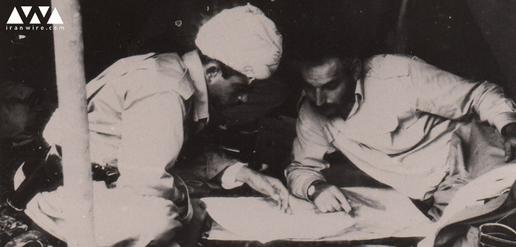 ادریس بارزانی به همراه یک مشاور نظامی اسراییلی، اواسط دهه 1960
