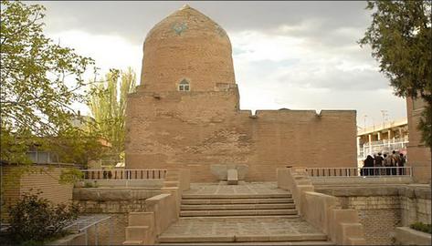 میراث فرهنگی همدان: ساختمان جانبی مقبره یهودیان دچار آتش‌سوزی شده بود