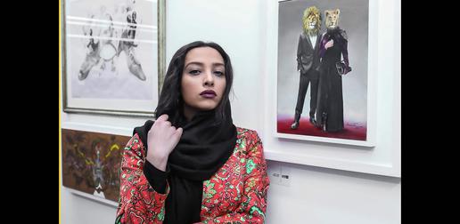آناهیتا درگاهی همسر سابق محمد پروین، نقاش و بازیگر سینما است