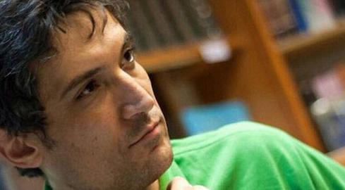 انتقال فرهاد میثمی با توسل به خشونت به بهداری زندان اوین