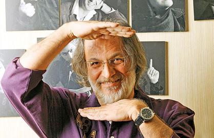 Iranian actor and producer Amin Tarokh defended sexually harassed actresses, but he himself stands accused