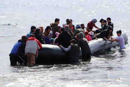 پناه‌جویان سرگردان میان تصمیمات و اتهام‌زنی‌های ترکیه و یونان