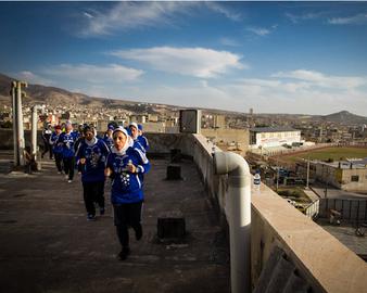 تمرین روی پشت بام