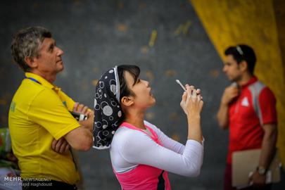 Tehran Hosts Asian Rock Climbing Competition