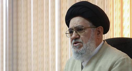 موسوی خوئینی در نامه خود از بی‌اعتمادی مردم به نظام جمهوری اسلامی خبر می‌دهد.