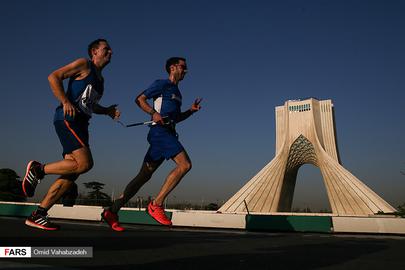 Hundreds Take Part in Tehran Marathon