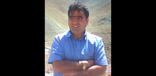 مادر اکبر محمدی از قربانیان ۱۸تیر۱۳۷۸: جوانان را می‌کشند، کار من گریه است