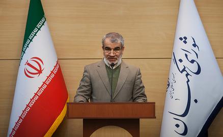 کدخدایی: توهین به رهبری سبب رد صلاحیت کاندیداها می شود