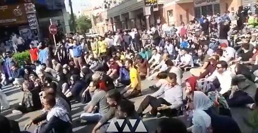 Footage Show Iran's Security Forces Shooting at Peaceful Protesters