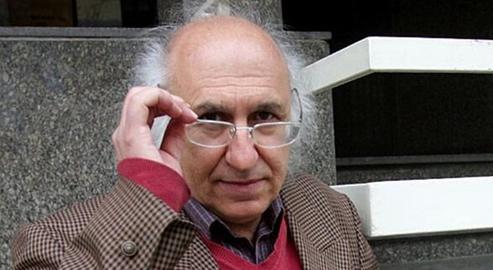 The late, prominent academic Abumohammad Asgarkhani urged successive Iranian governments not to comply with international restrictions - with some success