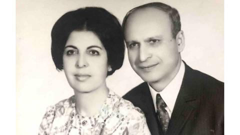 Qamar al-Muluk met Dr. Masih Farhangi. Masih followed the Baha’i faith and Qamar al-Muluk was the granddaughter of a Shia cleric in the court. The two were married on May 5, 1938.