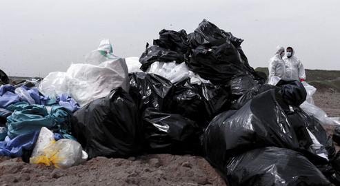 Mountains of Hospital Waste in Southern Tehran