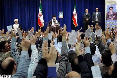 وجود ۱۶ نهاد اطلاعاتی و امنیتی در جمهوری اسلامی که هر یک ساز خود را می‌زنند، نشان از درهم‌ریختگی اطلاعاتی و آشفتگی امنیتی در سطوح کلان نظام دارد.