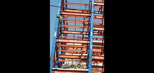 Five Iranian Construction Workers Killed on the Job Every Day