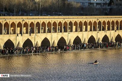 Mass Protest in Isfahan as River Drought and Farming Crisis Continue