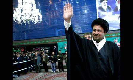 Hassan Khomeini, the grandson of Ayatollah Ruhollah Khomeini is preparing to enter Iranian politics.