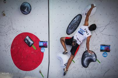 Tehran Hosts Asian Rock Climbing Competition