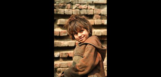 دختری در خیابان
