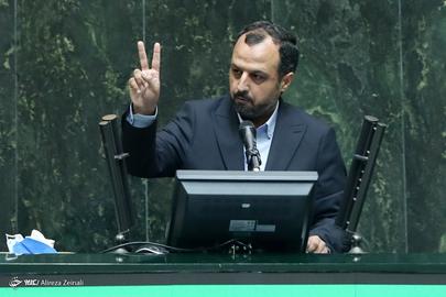 وزیر اقتصاد دو برابر شدن یارانه‌ها از دی ماه را تکذیب کرد