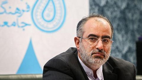 «حسام‌الدین آشنا»، مشاور حسن روحانی