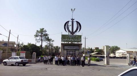 فروش کارخانه قند فسا برای پرداخت بدهی کارگران و کشاورزان