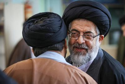 امام جمعه شهرری: نسل جوان شرایط دوران شاه را نمی‌دانند