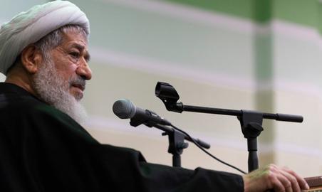 Prominent Cleric Asks Khamenei to Repent