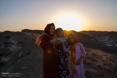 زنان پنجه طلا