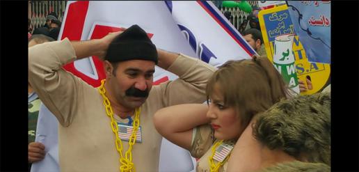 Overweight Vigilantes Reenact Sailors Arrest